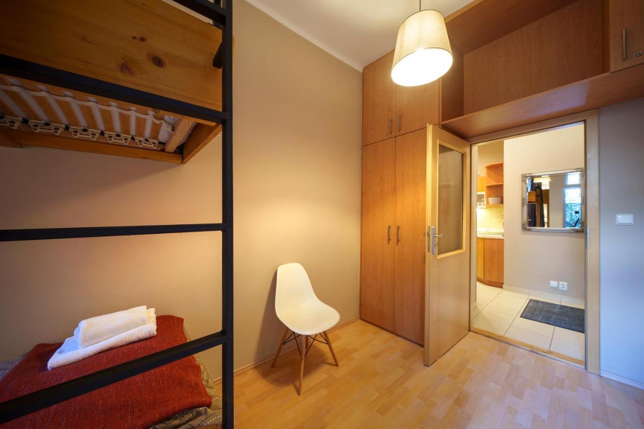 Dlouha Apartment With Balcony براغ المظهر الخارجي الصورة